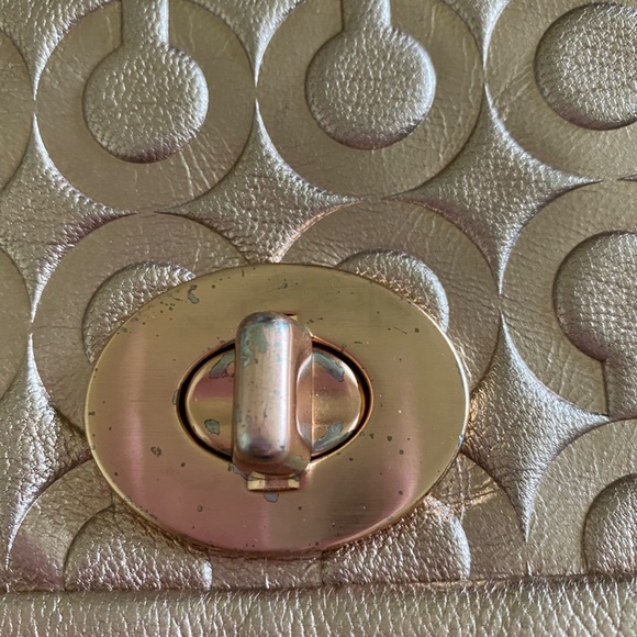 Coach wristlet - Picture 3 of 4